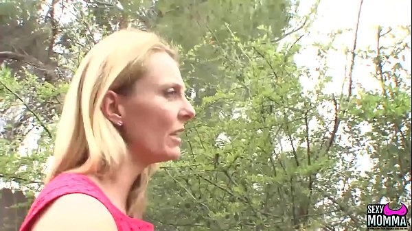 SEXYMOMMA - Dyke Mature Brenda Rams Cunt Play Stepgirl