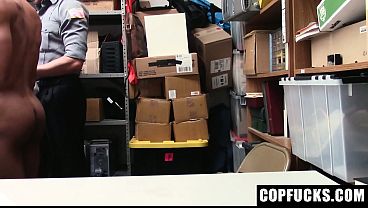 Aggressive Necklace Thief Hides $1,200 Jewelry In His Booty And Gets A Deep Cavity Search From The Officer