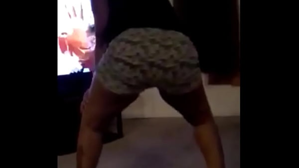 Kenya Shaking Ha Backside For Me