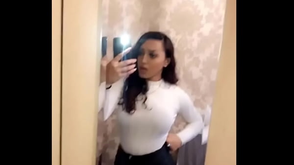 P3ngali Reel - Huge Arse British Bengali Slut From Croydon