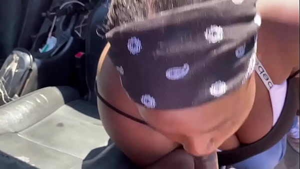 Thot Gets Mad Slurping Pole In PUBLIC LOL