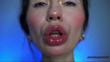 Intimate Close-Up Clear Lipgloss Spitting Kiss