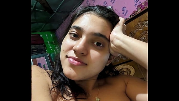 Solo Honeys Stripped Selfie
