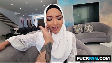 WTF HIJABI Calls BF For SEX HELP Nikki Knightly, Channy Crossfire, Allen Swift