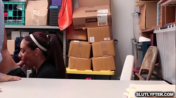 Mouthwatering Hot Peyton And Sienna Getting Drilled By Huge Member