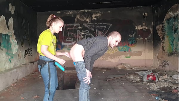 Anastasia Dominatrix Outdoor Rail Strapon Sasha Earth