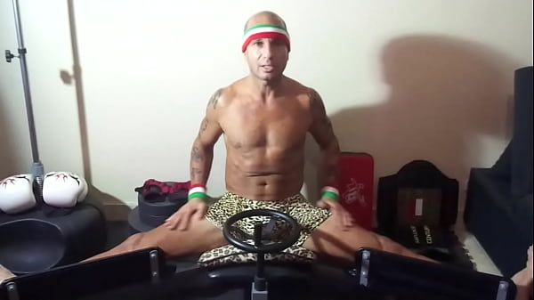 PORN STAR Does STRETCH MACHINE SPLIT WORKOUT ROUGH BODY ITALIAN TAN FIT PORN STAR MAXXXLOADZ