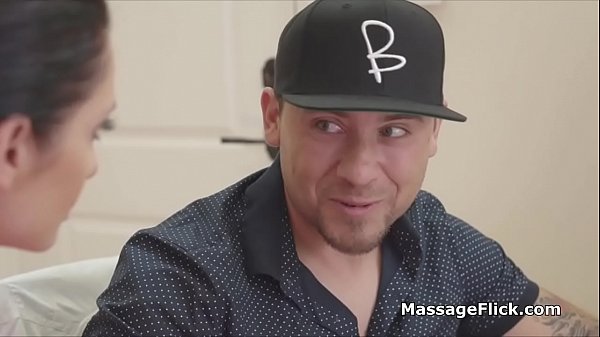 The Chief Desires To Smash My Masseuse Housewife