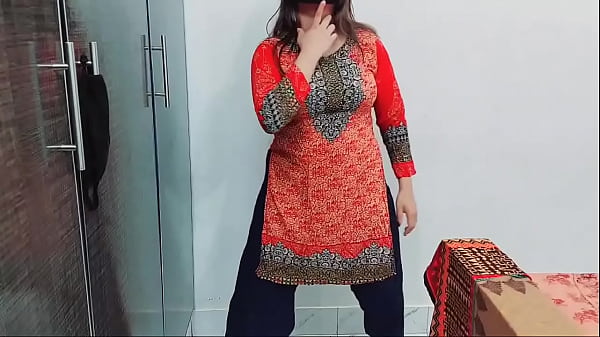 Pakistani Chick Striptease Unclothed Dance