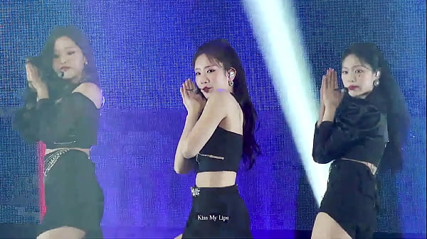 LOONA Luminous TOKYO CONCERT (Kim Pout FANCAM)