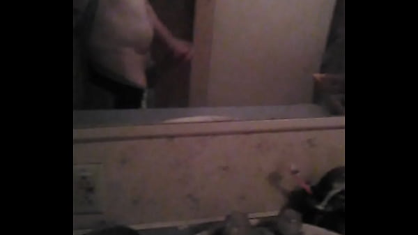 Jay Handjob In The Mirror