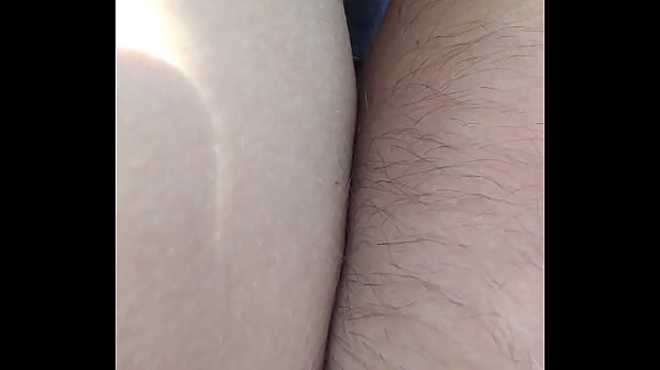 Enfiando Caneta No Cu Peludo