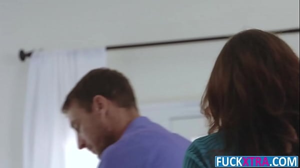 Small Ellie Eilish Love Cum