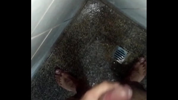 Pajeandome Sólo En La Ducha