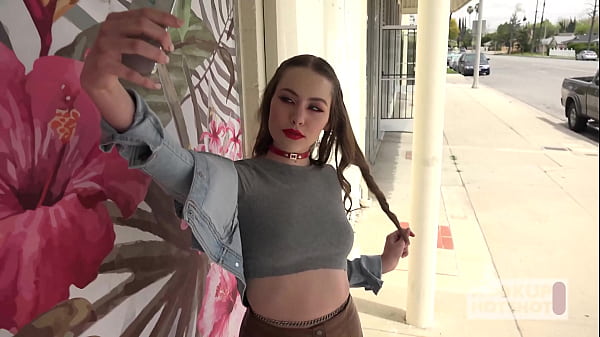 Dazzling Naomi Blue Is Addicted To Bryan Gozzling's Intense Drilling
