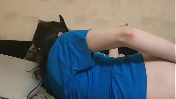Sasha Earth Fucks Rear Sultry Solo