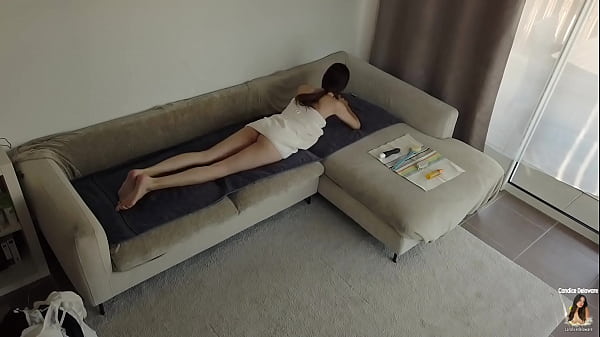 PERVERT MASSEUR INSIDE LOAD CAUGHT ON SECURITY CAM - CANDICE DELAWARE