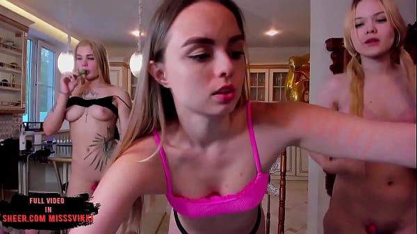 Three Snatches Masturbate For The First Experience In The Kitchen MisssVikki