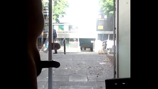 El Riesgo De Que Me Vean La Verga