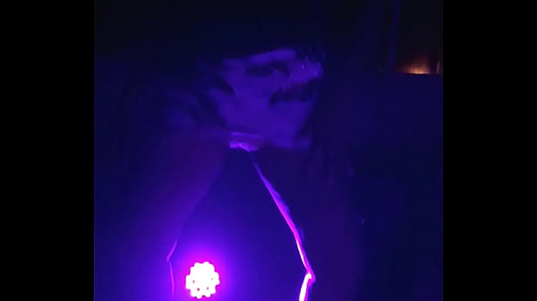 Esposa Puta De Mini Saia No Final Da Balada 2