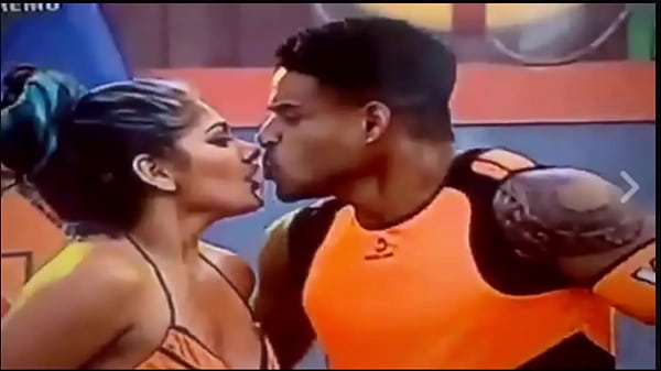 Claudia Ramirez Muestra Las Tetas Ricas