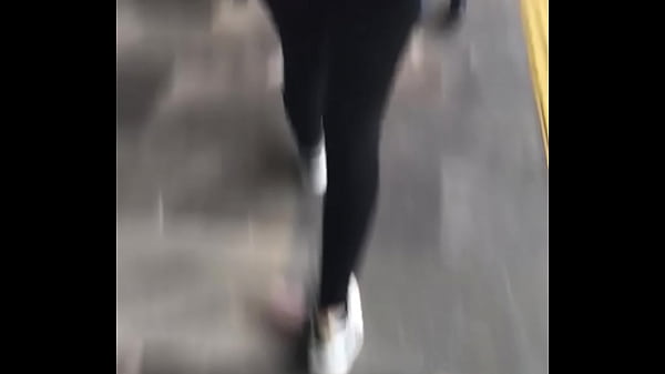 Leggins Traía Cachetero Negro Con Encaje Blanco.
