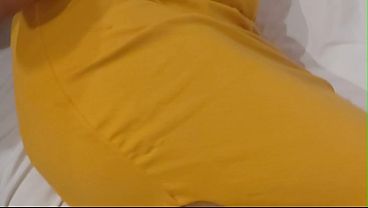 Cuckold Husband Ne Apni Hotwife Ko Naukar Se Chudwaya Aur Khud Video Banai