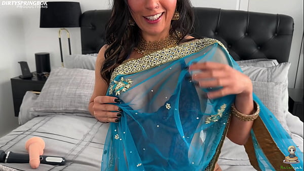 Pakistani Bhabi Aaliyah Yasin Smashes Her Pussy Whilst Speaking Urdu