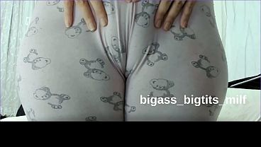 CAMEL TOE- TWAT WİTH PAJAMAS- MASTURBATE WİTH PAJAMAS