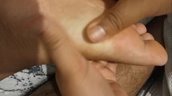 Masaje De Culo En Cuatro True Amateur Fetiche De Pies Masaje De Pies