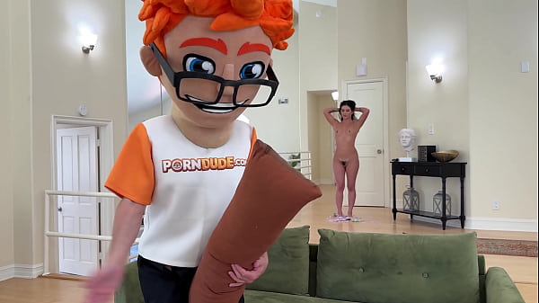 From Soap Suds To Mounting Buck: Megan Mistakes Cleans Up On The PornDude's Dick!