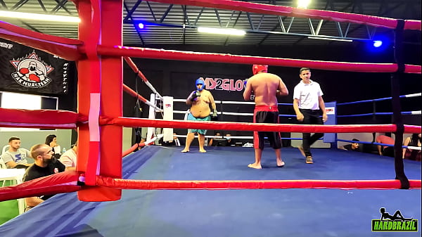 Evento De Box Com Pornstar E Celebridades Do TikTok E Youtubers - Bluezao - Leo Ogro - Fernanda Chocolatte - Casal Dna - Nicole Brazil - Camila Prado
