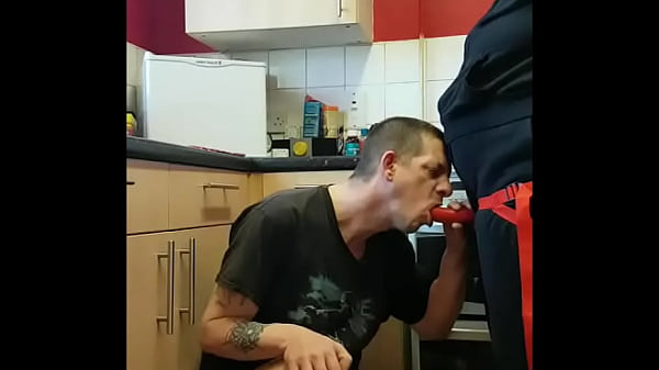 Ass Stuffed By Three Different Size Dildos With The 33 Voting Down Wankers