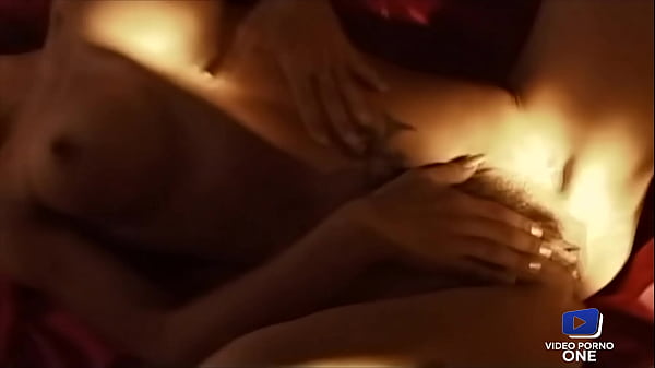 Ces Belles Coquines Savent S'amuser Entre Sextoys Et Bites Bien Dures