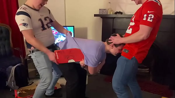 Kansas City Hottie Gets Double Teamed By The Brady Bunch