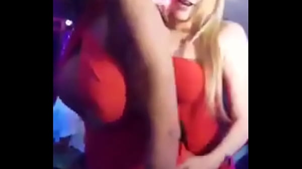 Elisa Sanches Se Pegando Com Loira Gostosa