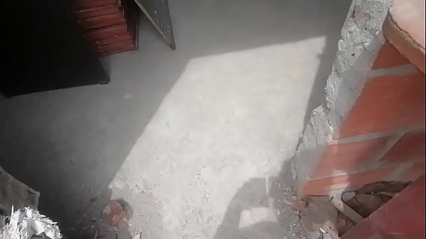 Ya Que La Mujer De Mi Amigo Esta Sola Y Necesita Macho Yo Le Voy Ayudar Con Eso, La Voy Atender Como A Una Puta