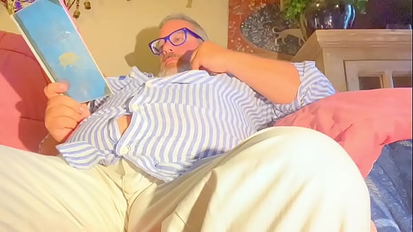 Fat English Professor Gets Stripped And Showcases His Fat Backside And Squirts