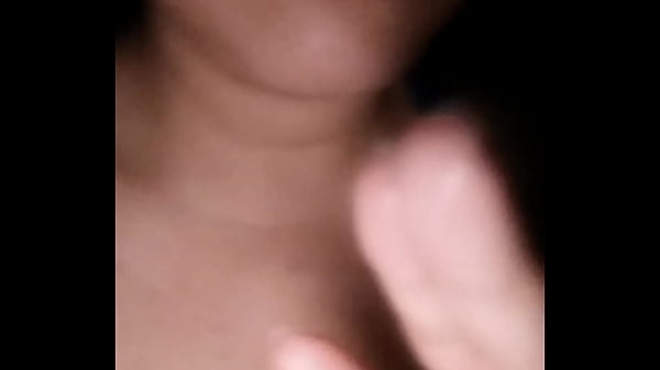 HOE NURSES HER CREAM OFF HER RUBS AFTER MASTURBATING