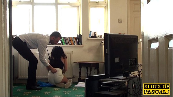 Rowdy Uk Sub Punished With An Aggressive Bang