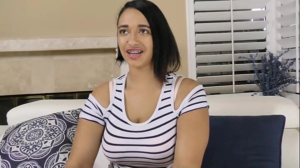 Emori Pleezer Is A Pleaser And She Gets Off On Slamming Dilf Cock
