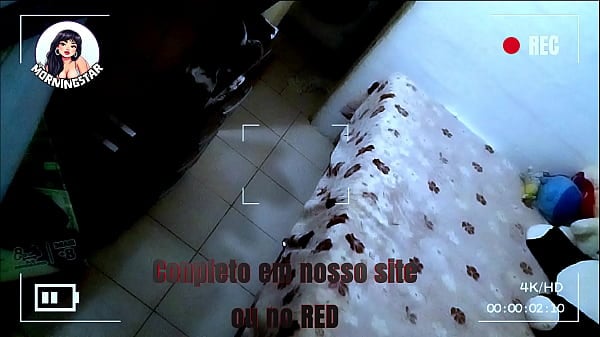 “Câmera Escondida Pegou Tudo: Esposa Leva Até O Talo Do Negão Enquanto O Marido Viaja”