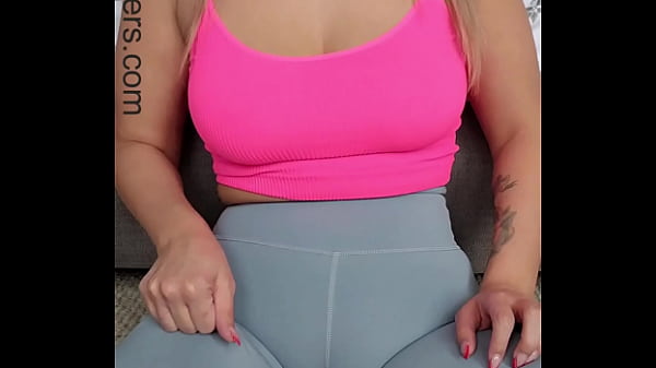Professor Reveals Off Her Camel Toe In Lulu Before Getting Off With Vibrator JOI