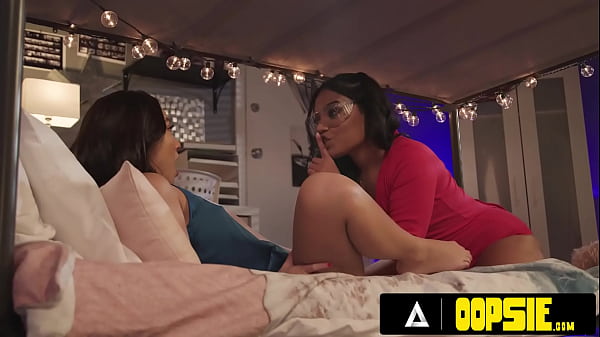 OOPSIE - Dorm Chaperone COUGAR Dee Williams Caught Petite Roommates Kimmy Kimm & Summer Col Having Sex