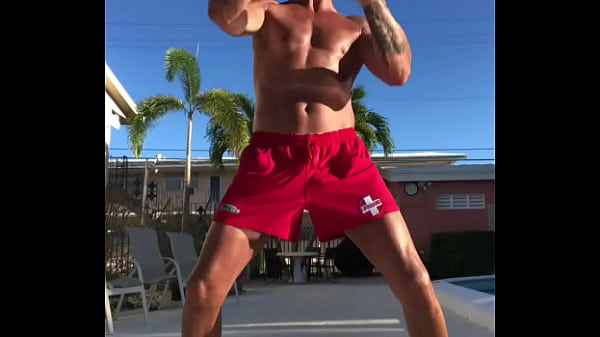 Maxxx Loadz The Martial Artist Pornstar Shadow Boxing By The Pool