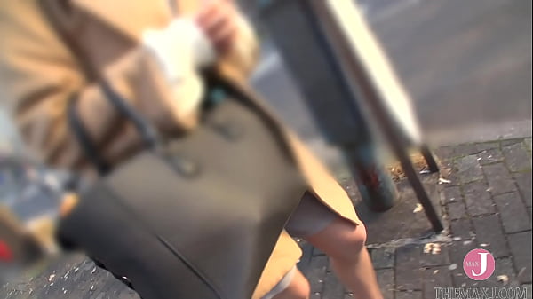 Gutsy Pickup! Well-educated Female Student! Serve Listen To The Problems Of A Virgin! Intense Making Out And Public Masturbation Make Me Blush And Panic! Successful Nakadashi Sex!