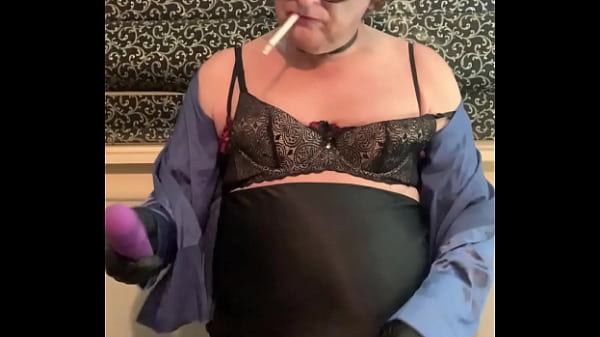 CD Nikki Naughty Ashtray Video Hot Dangling Cumblast Mega Slutty