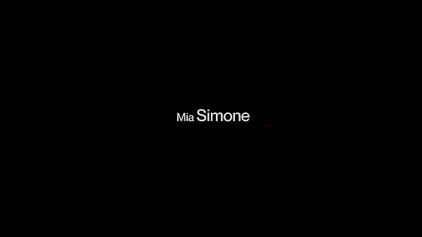 SHESEDUCEDME The Adventures Of Mindi & Mia - Airtight