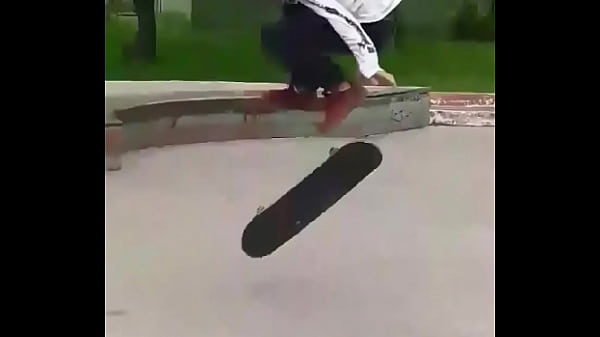 Fudendo Esse Skate Com A Gloria De Satan
