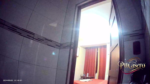 En El Hotel - Sin Cortes - Sin Restricciones - Sin Filtros Parte 1